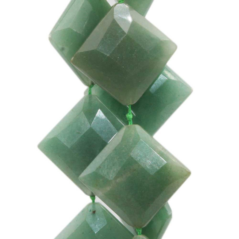 Giada verde rombo 40 mm sfac. 1 pz - ro40mm5 - Bijouxfaidate.it Giada verde rombo 40 mm sfac. 1 pz (ro40mm5) - Bijouxfaidate.it